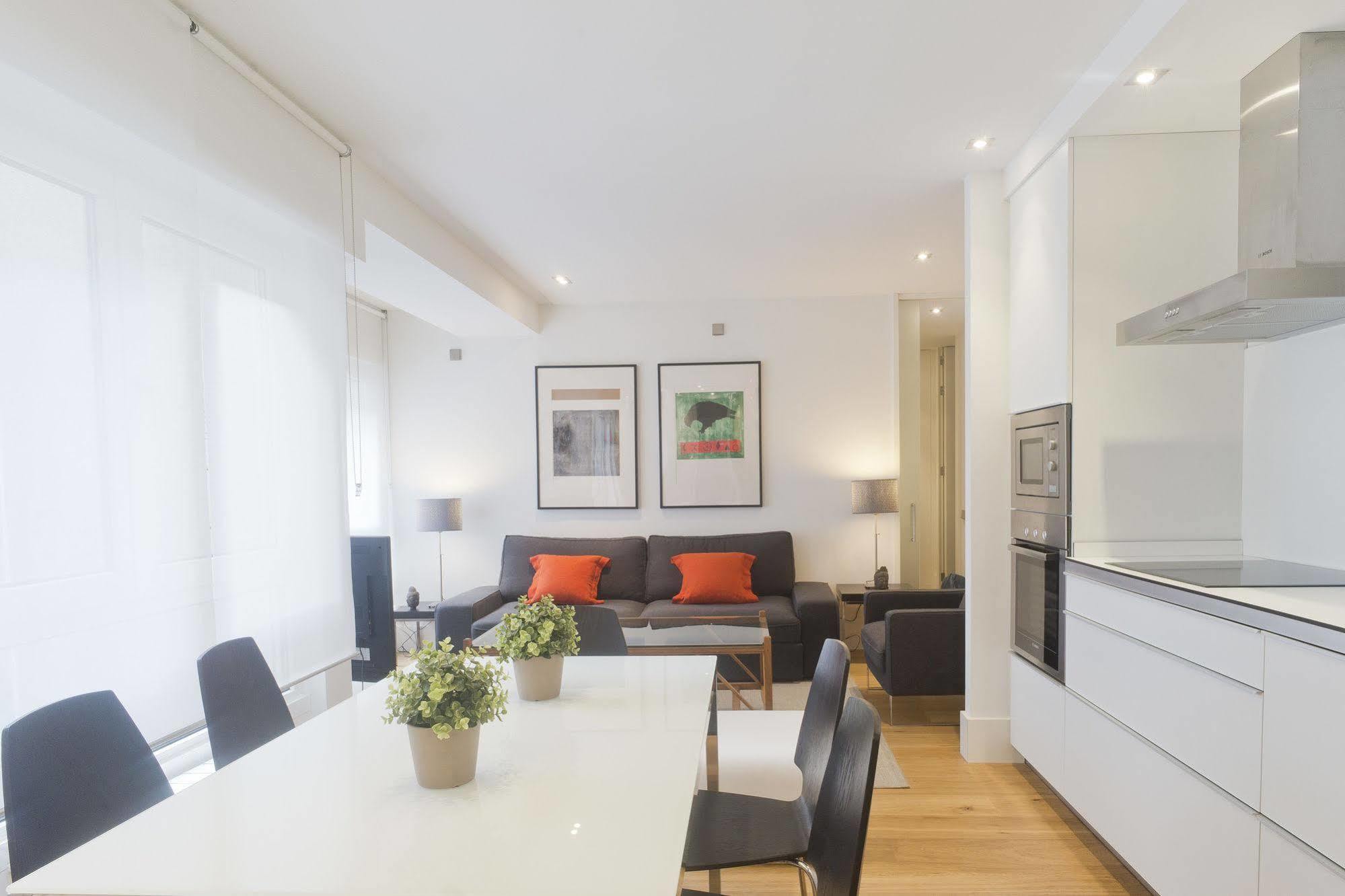 Avenida La Concha - Ib. Apartments San Sebastián Eksteriør billede