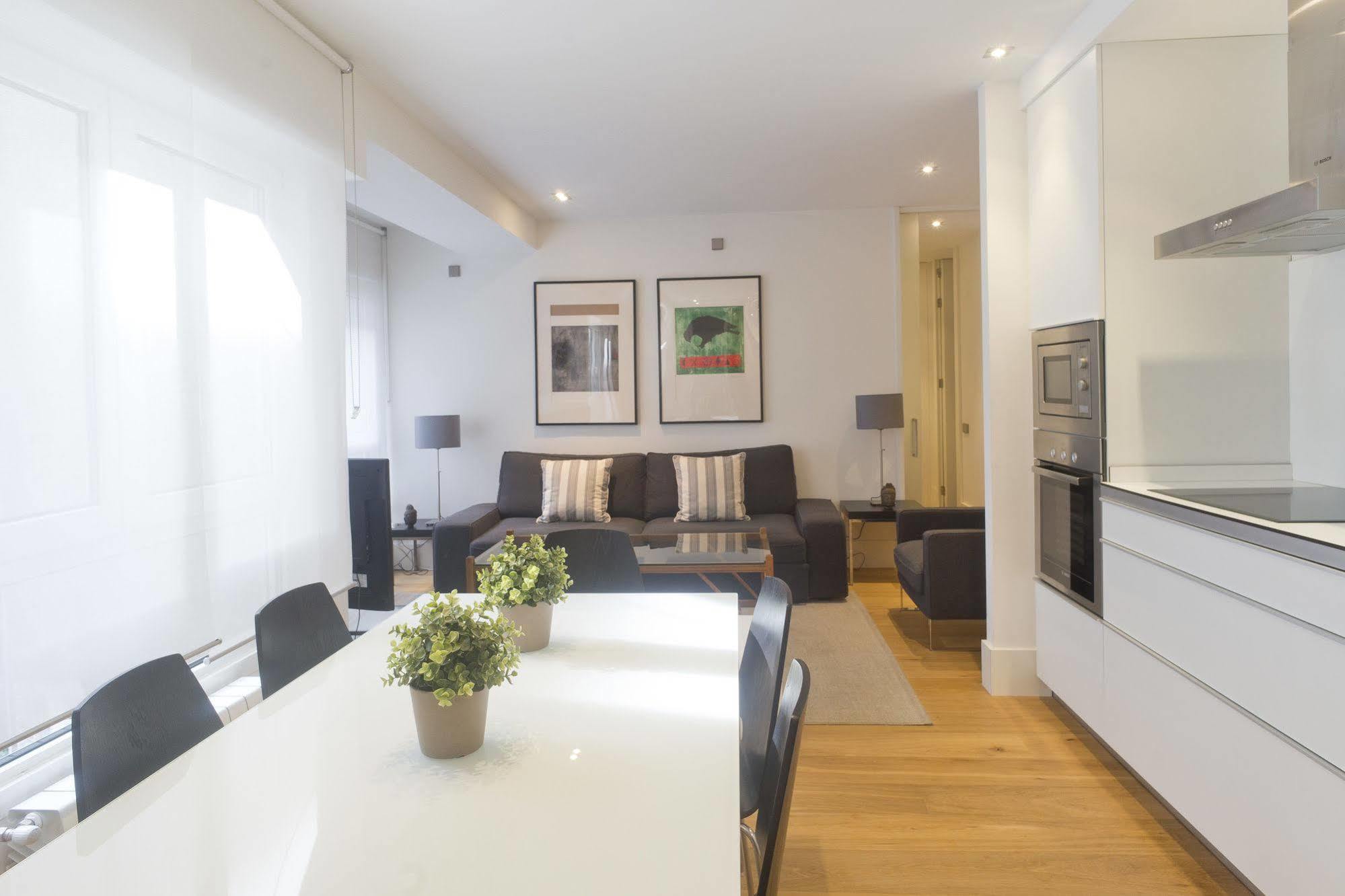 Avenida La Concha - Ib. Apartments San Sebastián Eksteriør billede